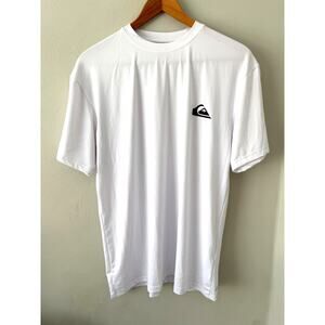 Quicksilver Everyday Surf Shirt Short Sleeve UPF 50+ size M